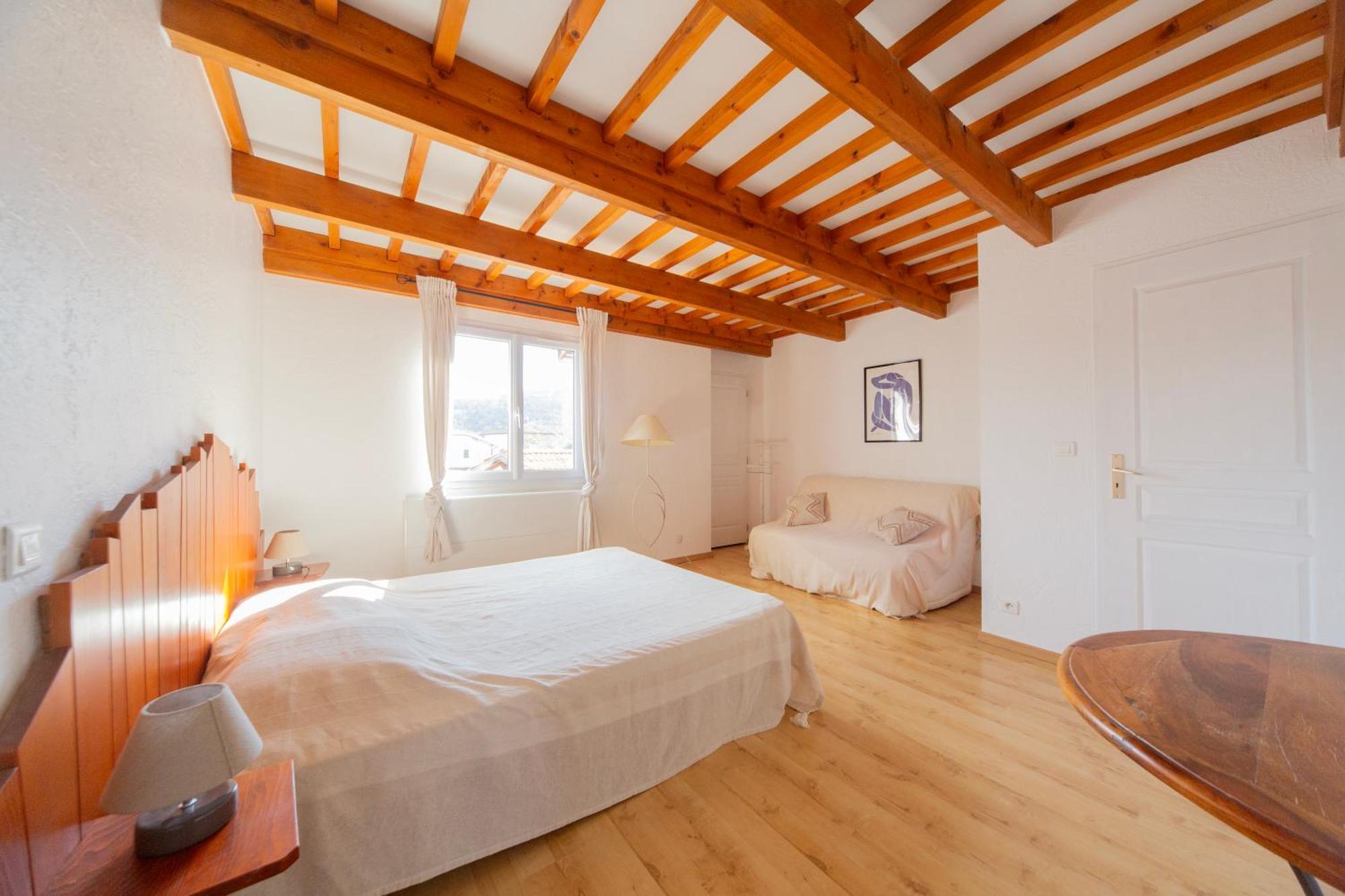 Panda Home Quincie-en-Beaujolais Экстерьер фото
