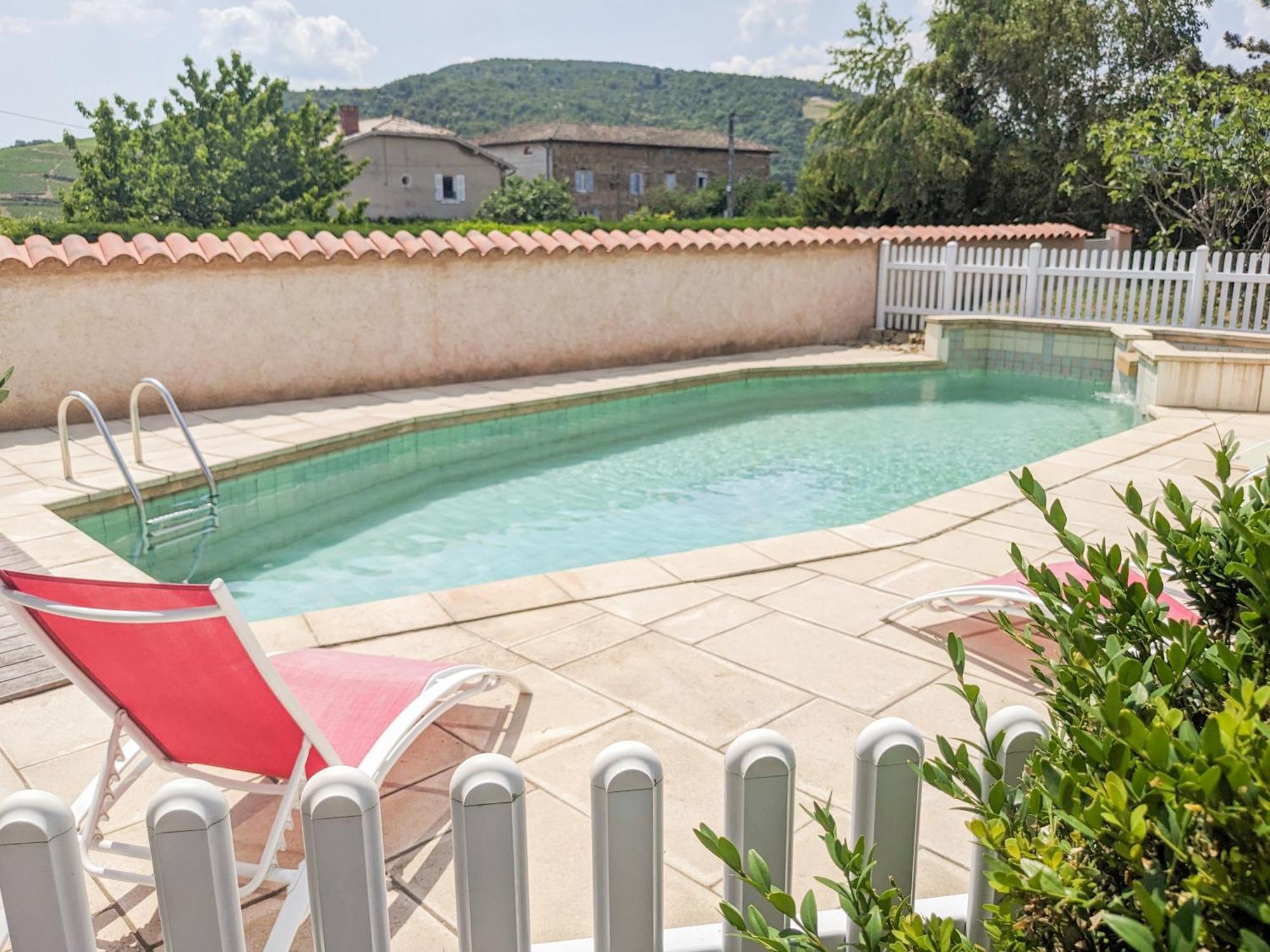 Panda Home Quincie-en-Beaujolais Экстерьер фото