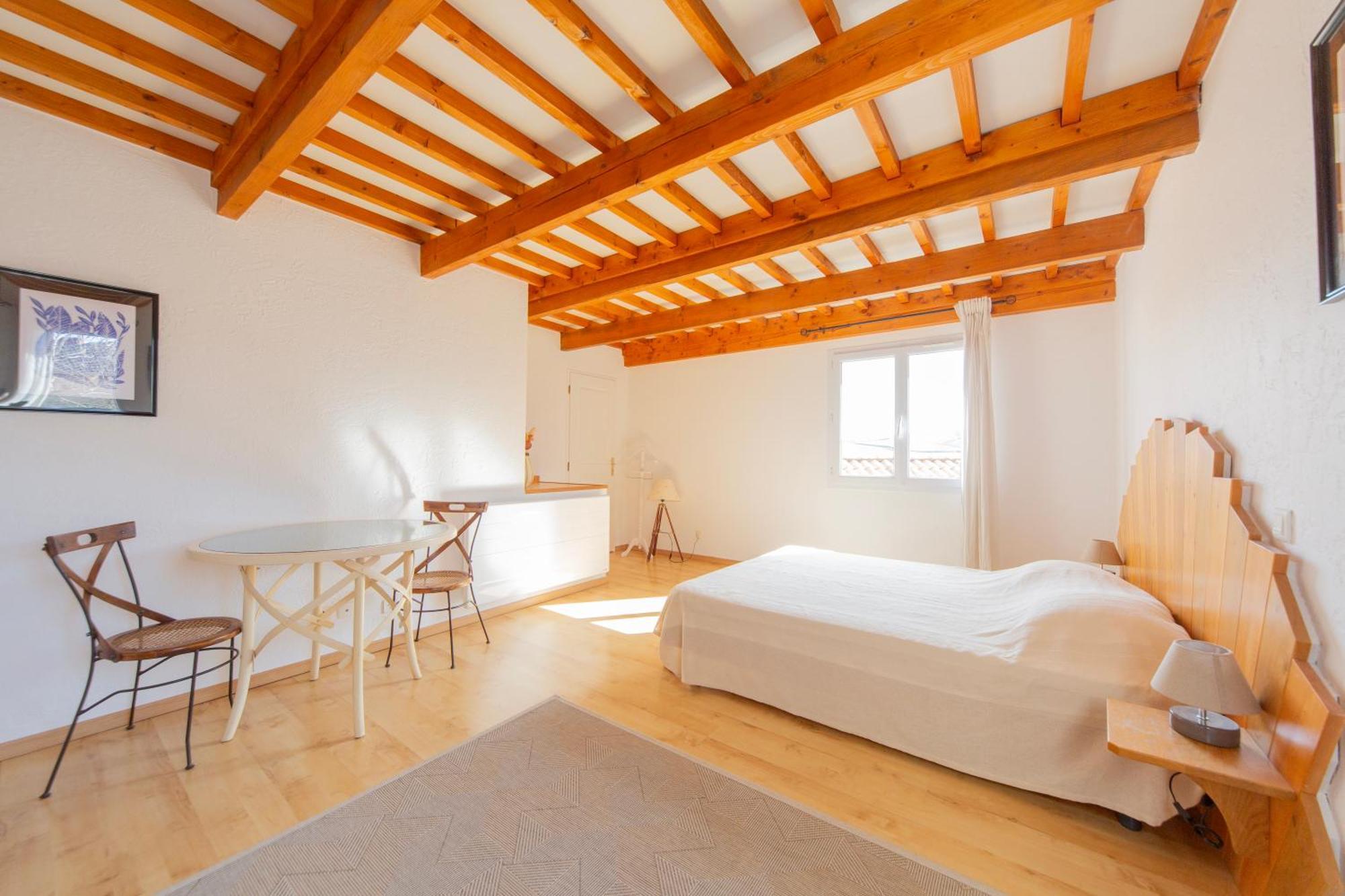Panda Home Quincie-en-Beaujolais Экстерьер фото